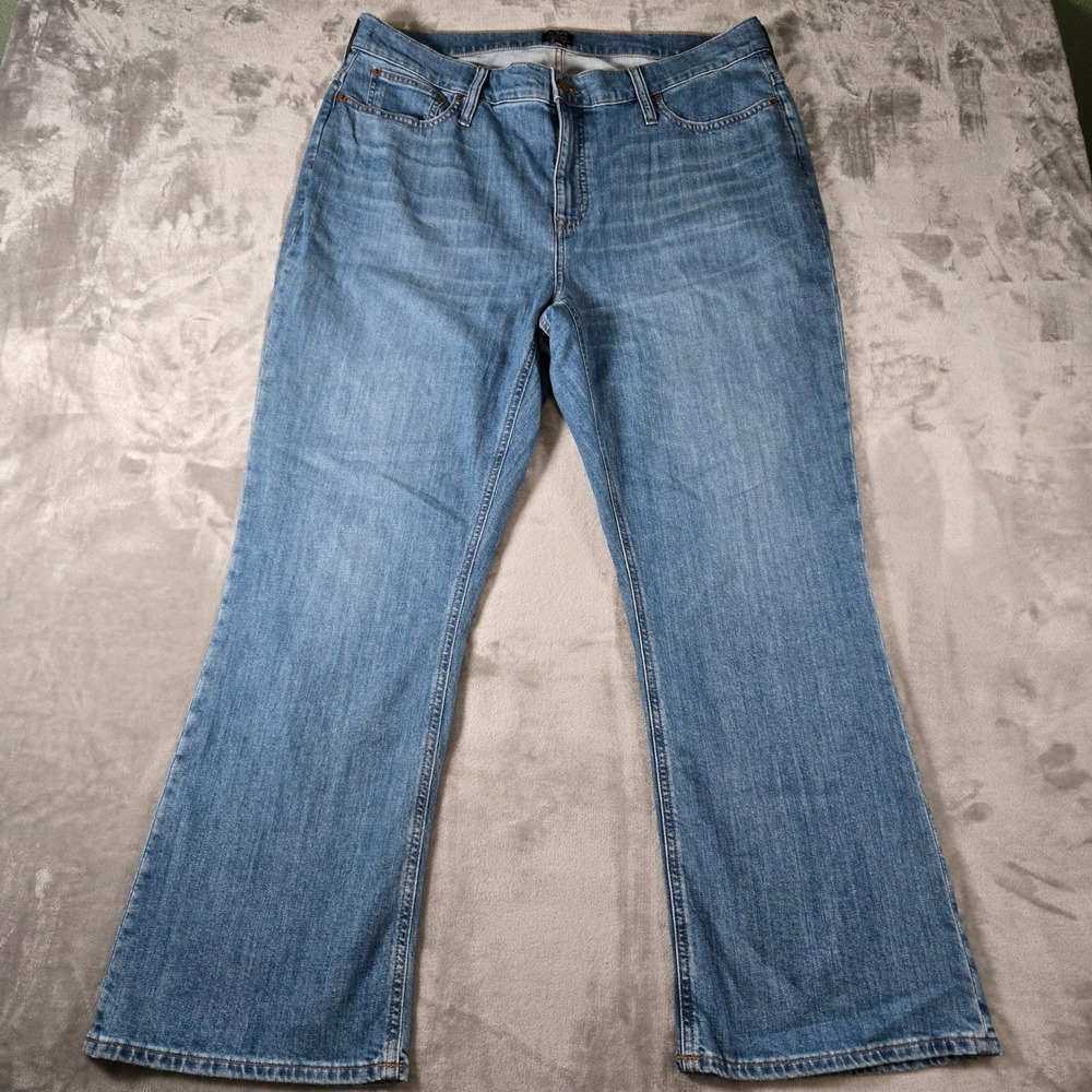NWT J. Crew Mid-Rise Flare Crop Jeans Women's Size 34T‎ Light Wash Denim Pants